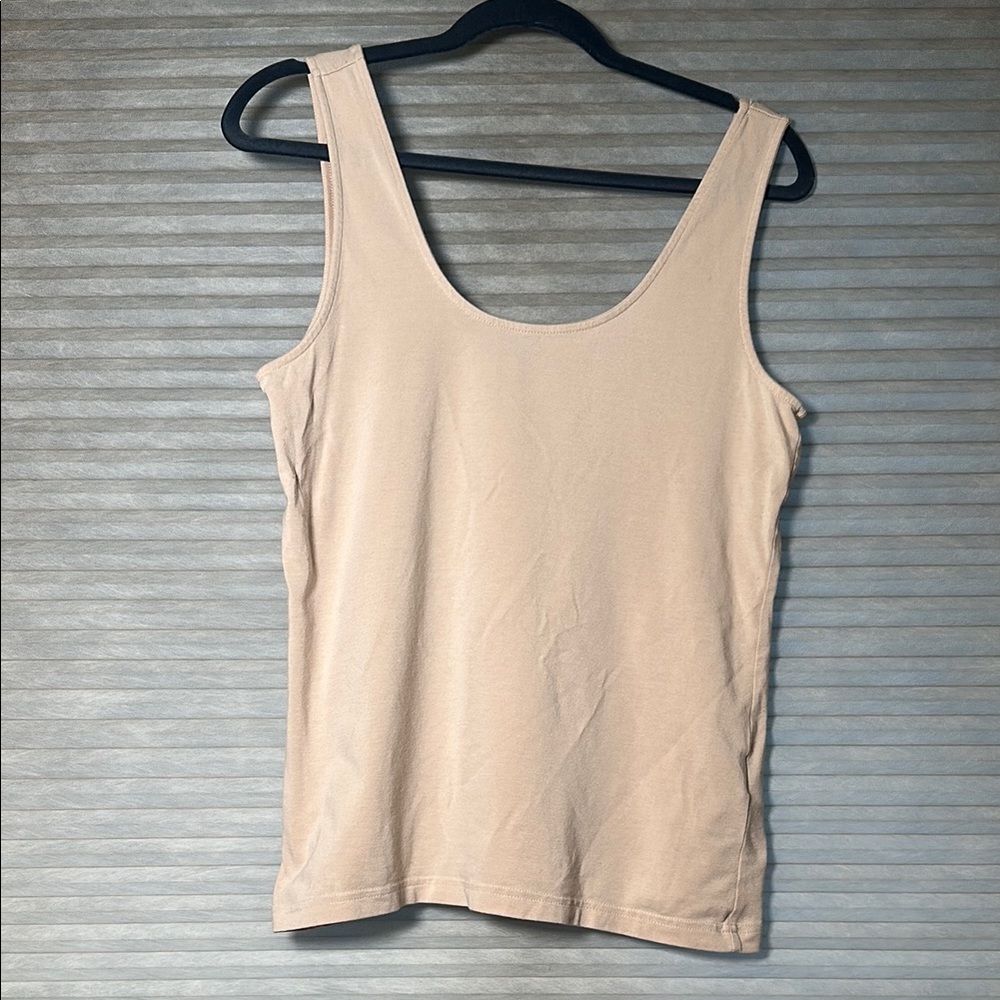 Banana Republic Cream Fitted Sleeveless Tank Top